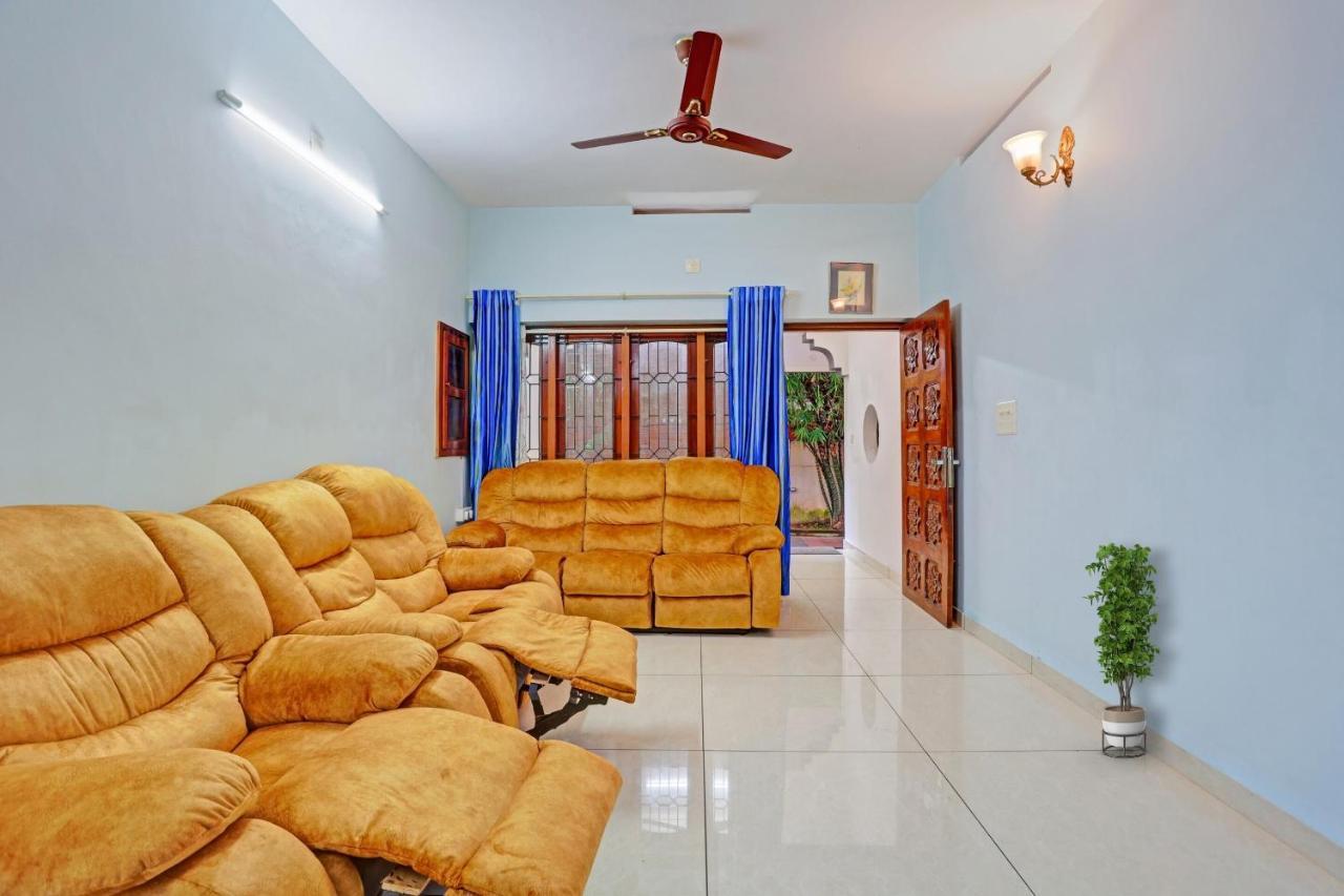 Flagship Hotel Adara Residency Thiruvananthapuram Екстериор снимка