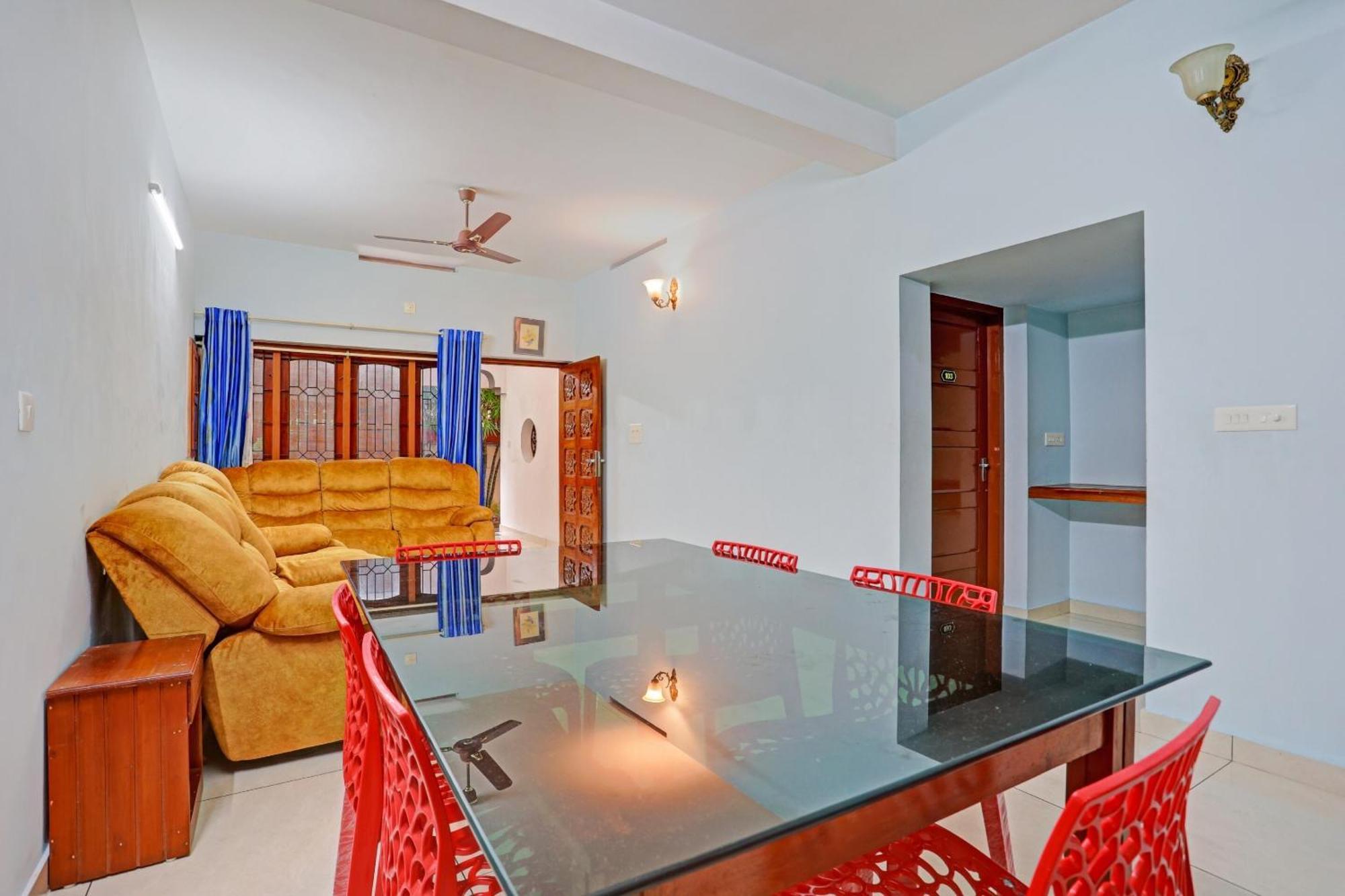 Flagship Hotel Adara Residency Thiruvananthapuram Екстериор снимка