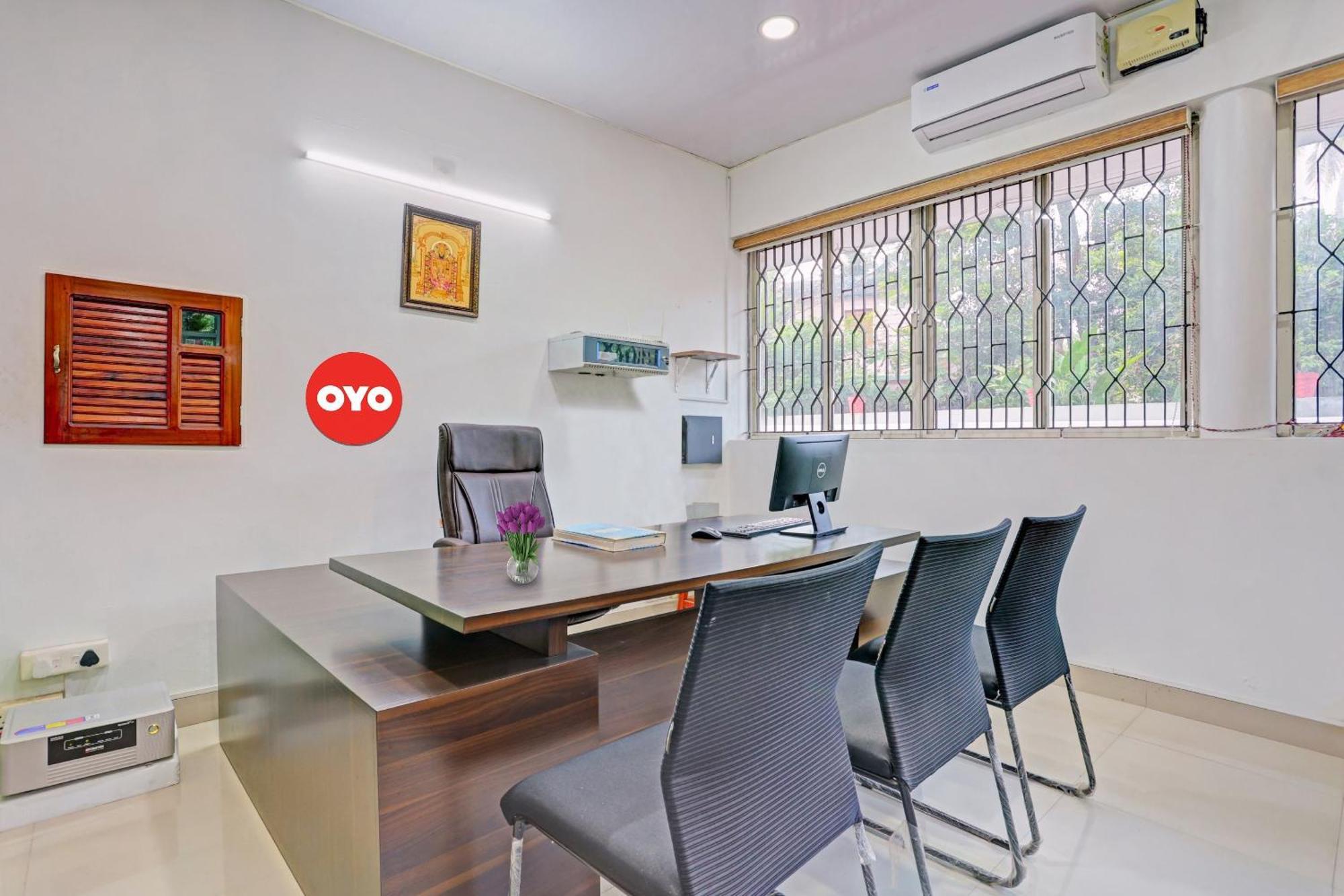 Flagship Hotel Adara Residency Thiruvananthapuram Екстериор снимка